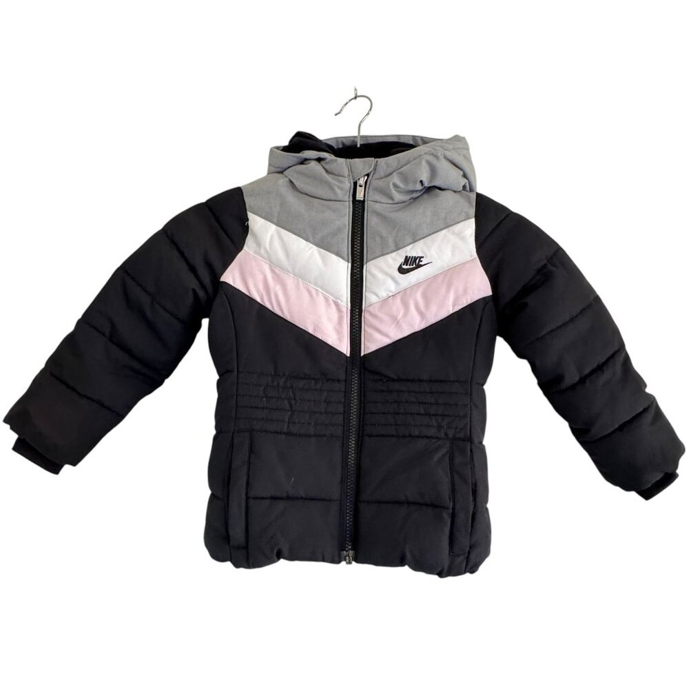 Nike Toddler Boy's Black Long Sleeve Chevron Puffer Jacket Size 3T 2-3 YRS